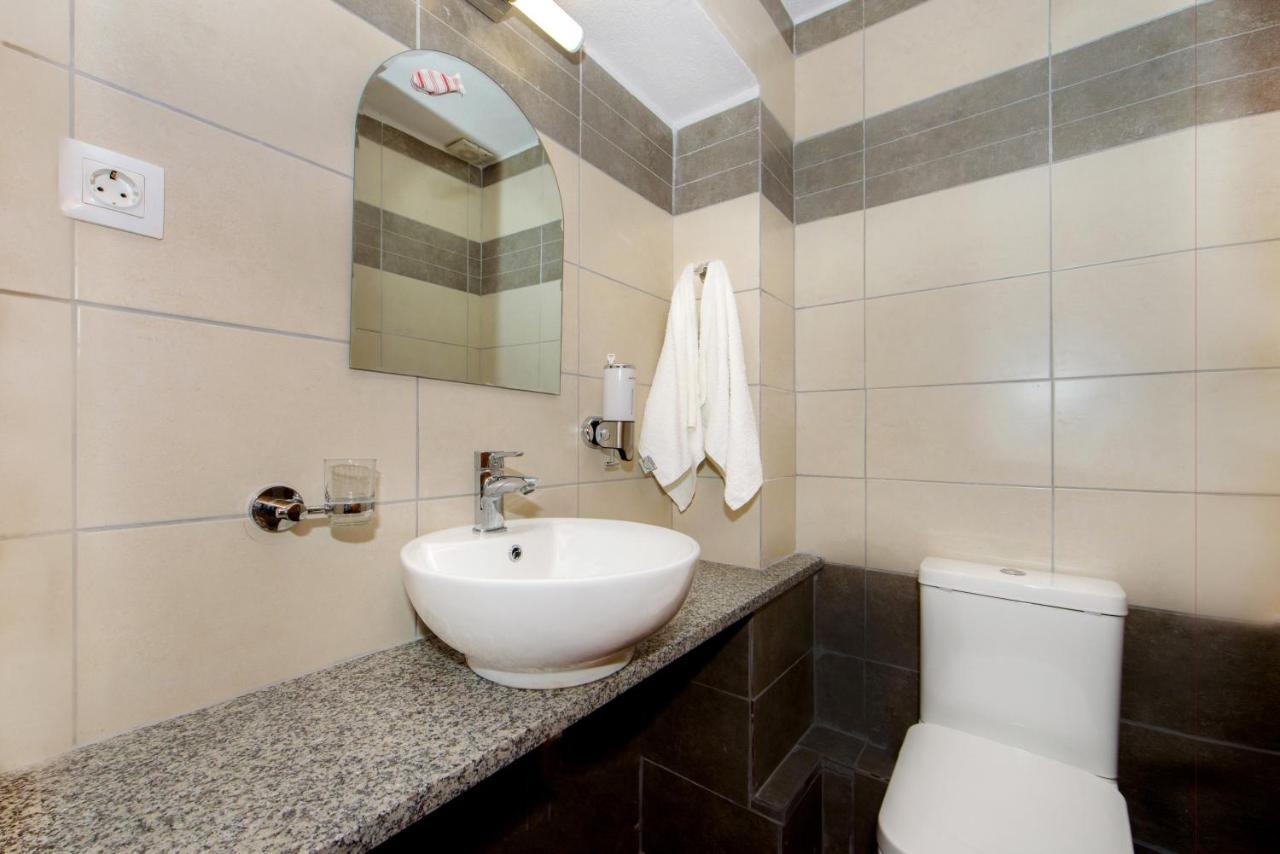Ferienwohnung Danai House Nea Roda Exterior foto