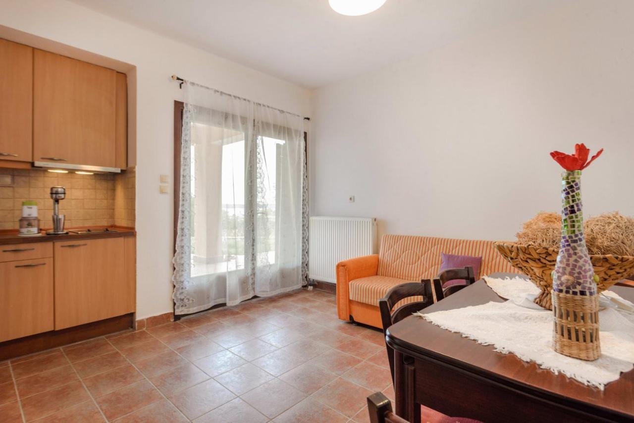 Ferienwohnung Danai House Nea Roda Exterior foto